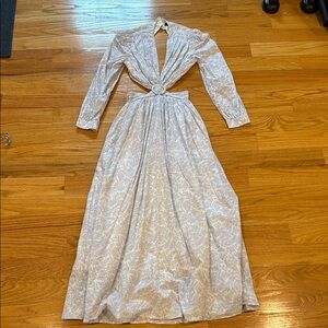 WOMENS size XS Elegant White Floral Long Sleeve Cut Out Maxi Dress